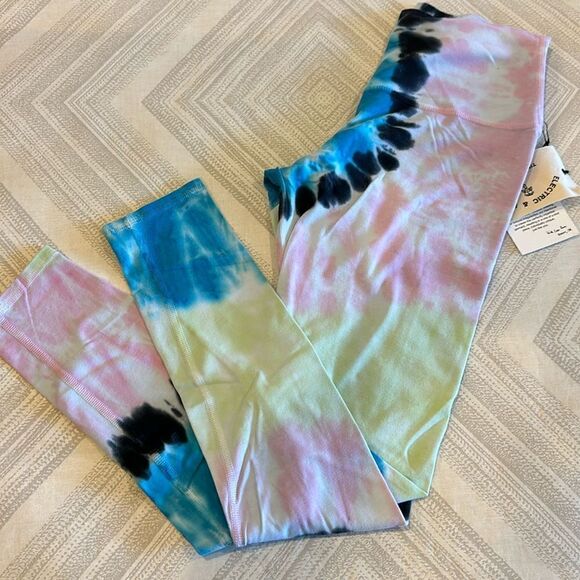 Electric & Rose Women’s Multi Color Tie Dye Leggings - Picture 1 of 5